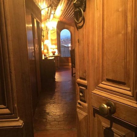 Ferienwohnung Light Filled Penthouse In Old Antibes. Heart Of The Riviera Exterior foto